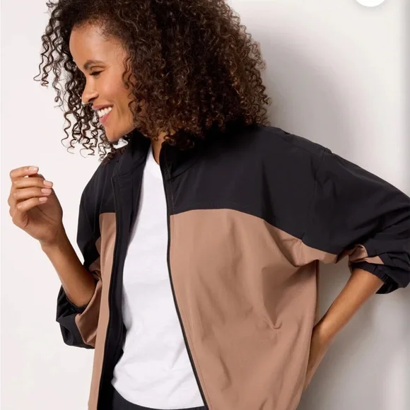 Evereve Black and Brown Jacket - Picture 1 of 7